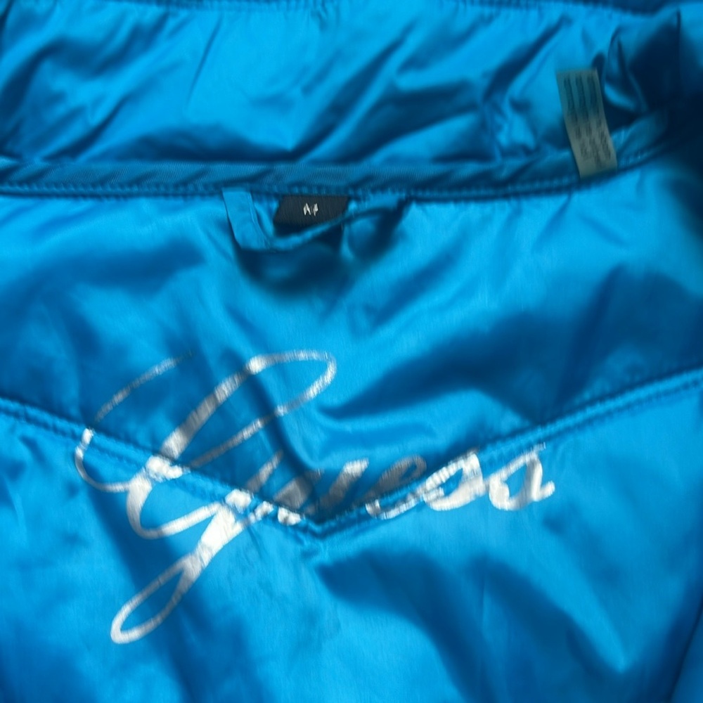 Guess Women’s Puffer Jacket In Bright Blue- Minor Flaws And Stains - Picture 4 of 7